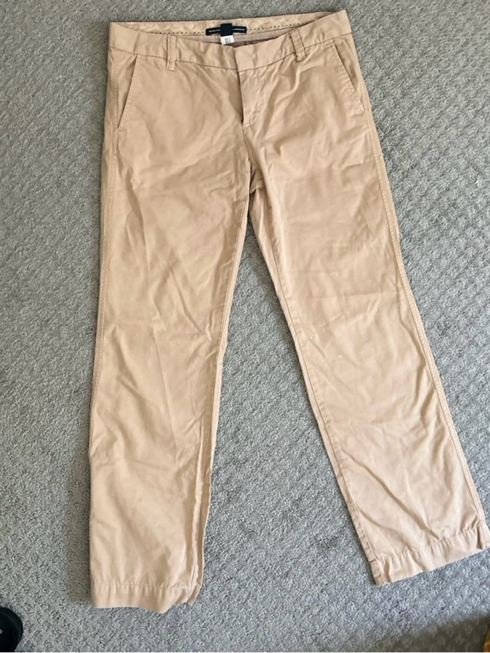 GAP women’s Beige Chinos - Slim Straight FITS MORE LIKE A 2